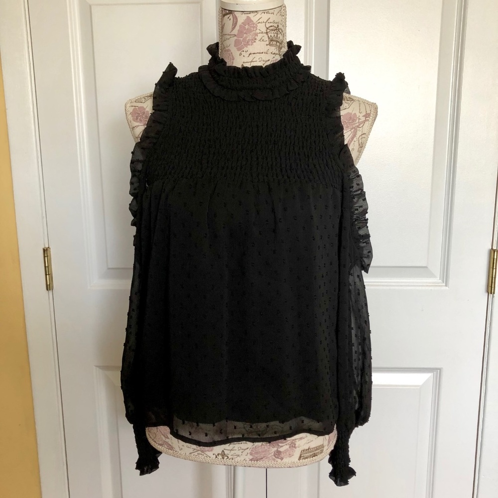 NWOT.  RENVY Cut Out Shoulder w/Long Sleeve Blouse